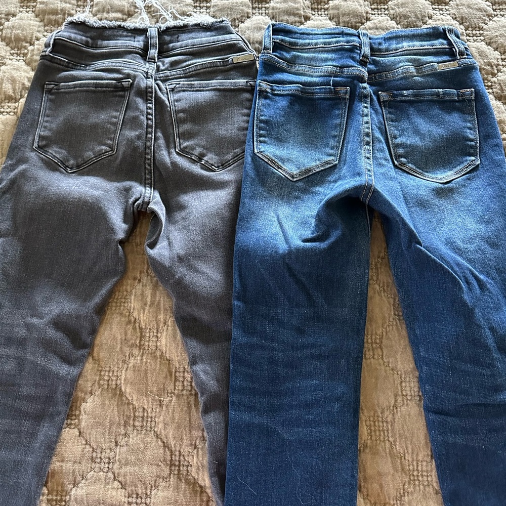 Kancan skinny jeans both size 23. Selling together.